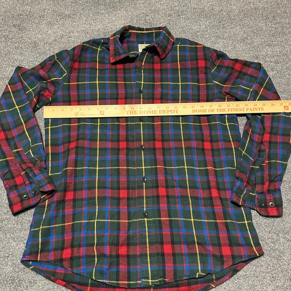 LL Bean Mens Slightly Fitted Flannel Shirt Plaid Red Green Blue Cotton M-REG - Picture 5 of 5